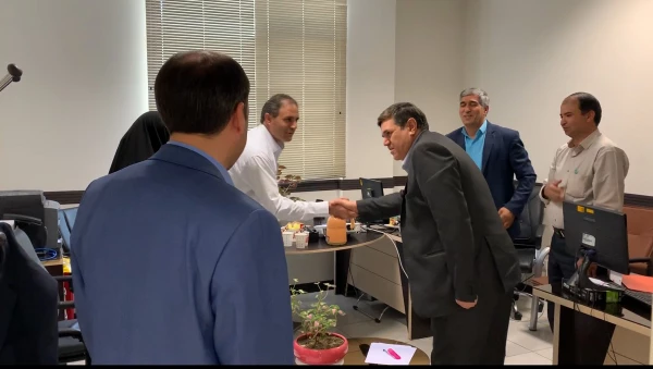 بازدید دکتر خنیفر از فرایند داوری آثار سومین جشنواره یادگیری الکترونیکی دانشگاه فرهنگیان 2