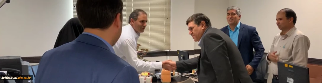 بازدید دکتر خنیفر از فرایند داوری آثار سومین جشنواره یادگیری الکترونیکی دانشگاه فرهنگیان
